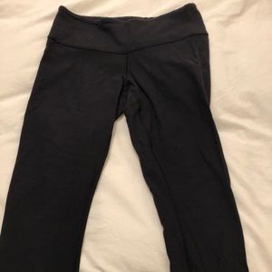 Plain black cropped wunder Lululemon leggings
